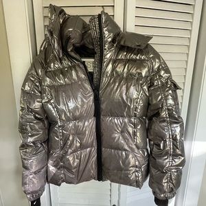 Girls s13 down coat, size 8